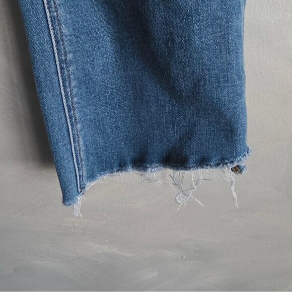 Vervet Medium Wash Distressed Ankle Kick Flare Jeans Size 27 FORGET RAW STEP Hem - Picture 4 of 11
